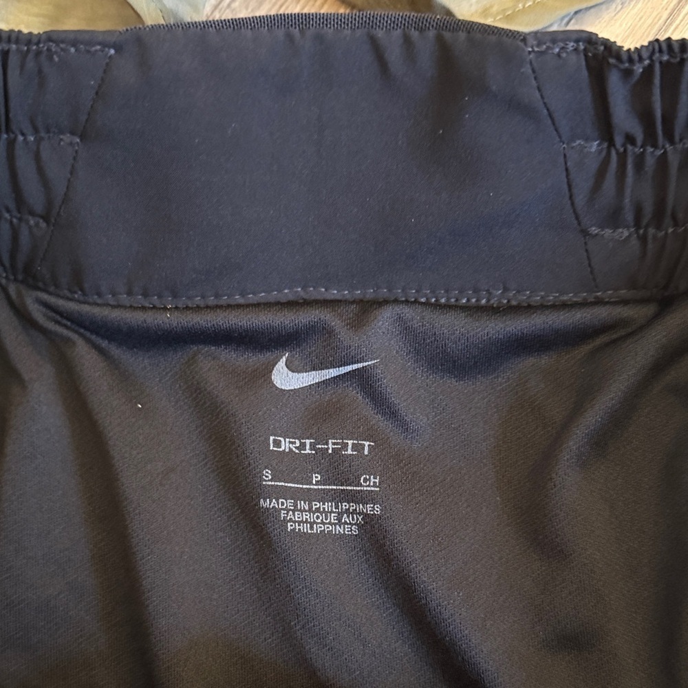 Nike Women's Athletic Shorts - Olive and Black bundle of two - Picture 4 of 8